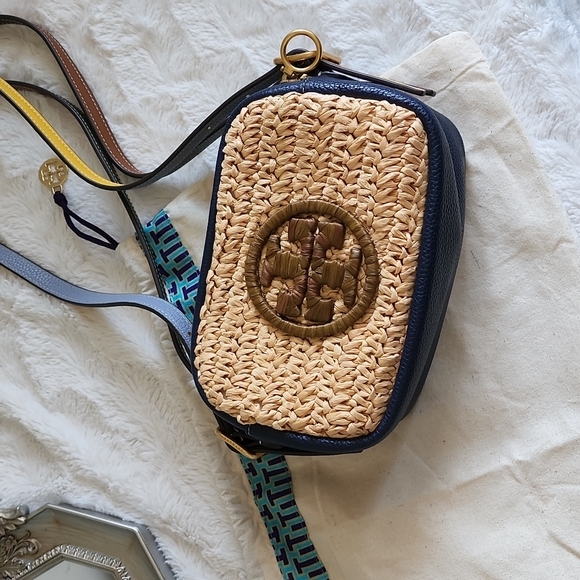 NWT - Tory burch Camera Purse - Picture 1 of 11